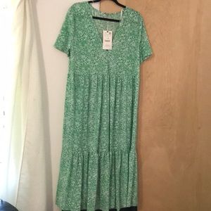 ZARA NWT DRESS SIZE LARGE